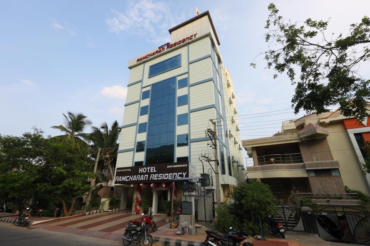Oyo 15115 Hotel Ramcharan Residency Tirupati Exterior photo